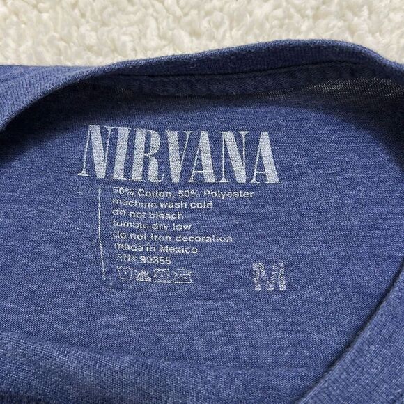 Nirvana Unisex T-Shirt Yellow Smiley Blue Size Medium - Picture 3 of 5